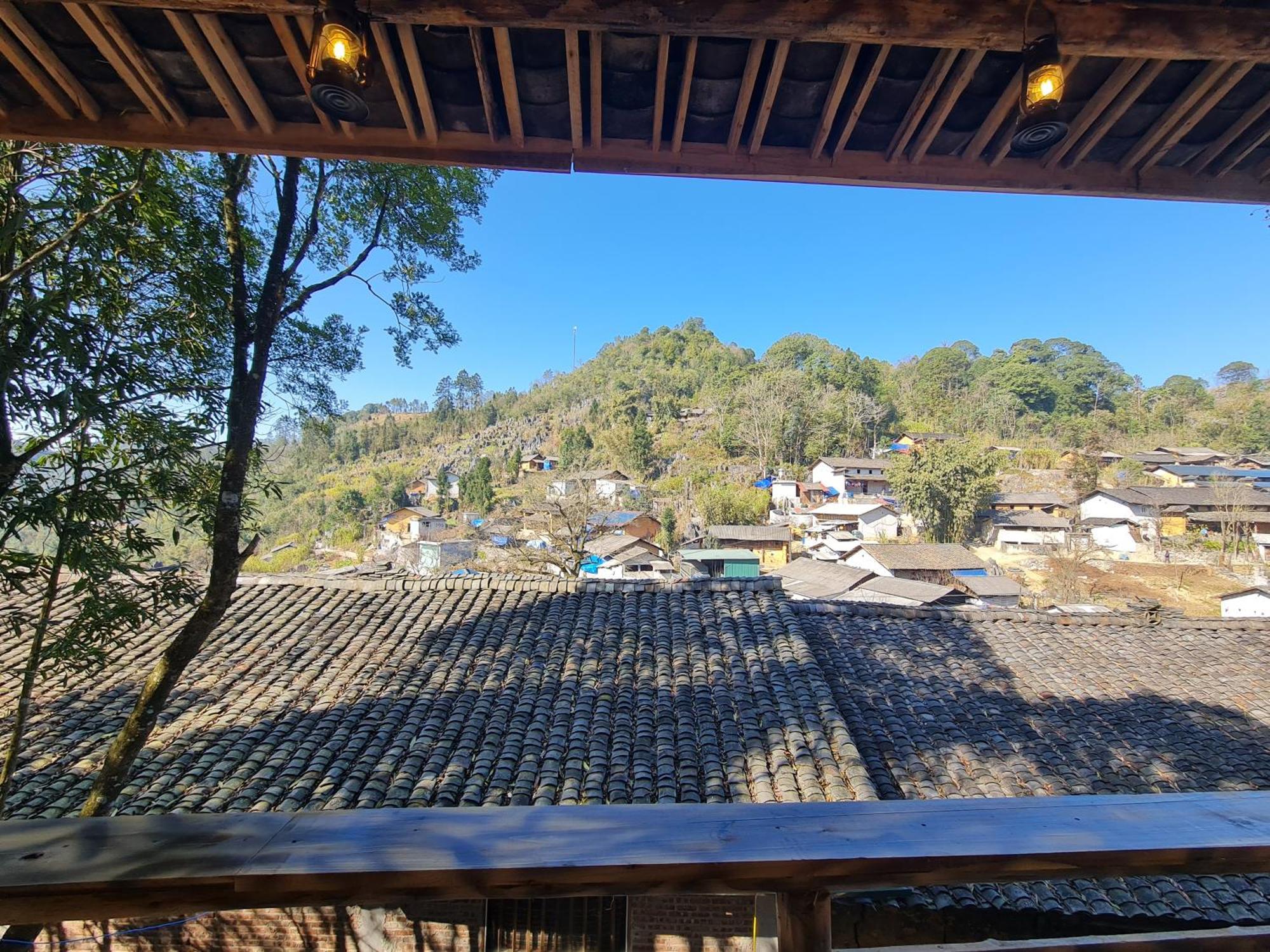 Nha Co Lao Xa Homestay Hmong & Bungalow Air Conditioner Донгван Экстерьер фото